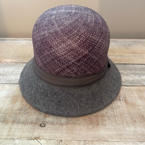 Kangol Dapper Felt & Straw Cloche Hat - Picture 1 of 10